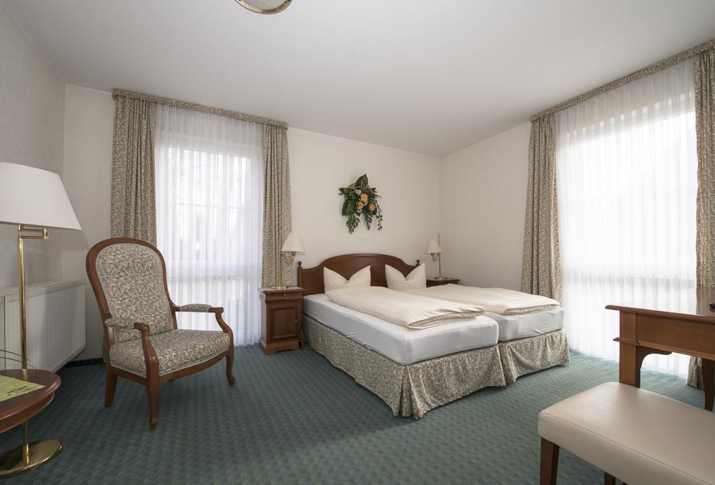 Lilienthal  Land-Gut-Hotel Rohdenburg חדר תמונה